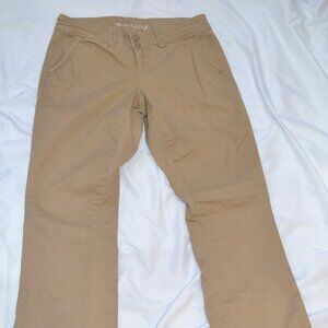 Maurice's 5/6 Short Khaki Pant